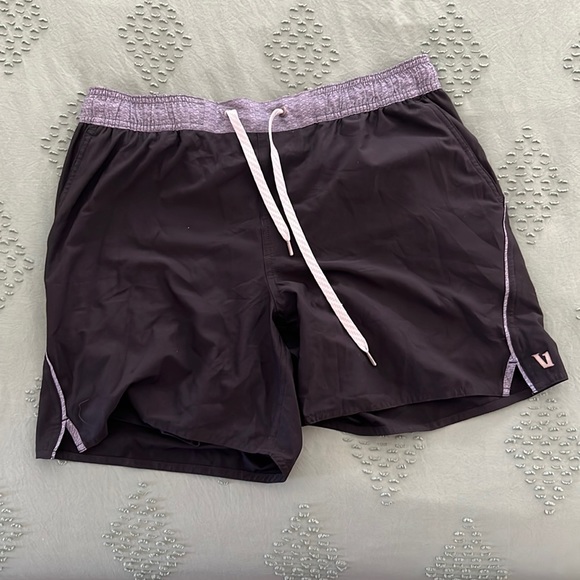 Vuori Other - Vuori Shorts (medium)